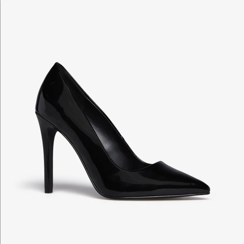Black Pumps Size 10W